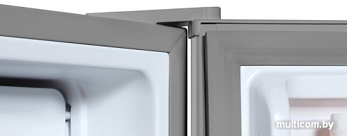 Однокамерный холодильник Hyundai CO1003 (серебристый)