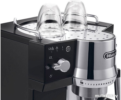 Рожковая помповая кофеварка DeLonghi EC 820.B
