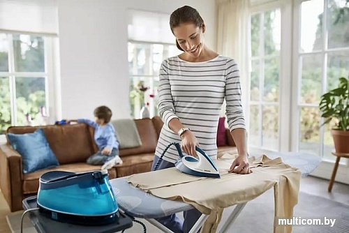 Утюг Philips PerfectCare Compact GC7842/40