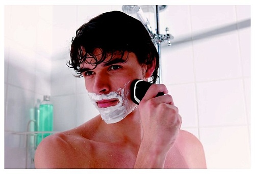 Электробритва Philips AT620/14