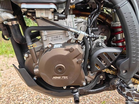 Мотоцикл Nine Fox Strider 450 (черный/красный)