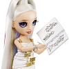Кукла Rainbow High Fantastic Амайа 42100