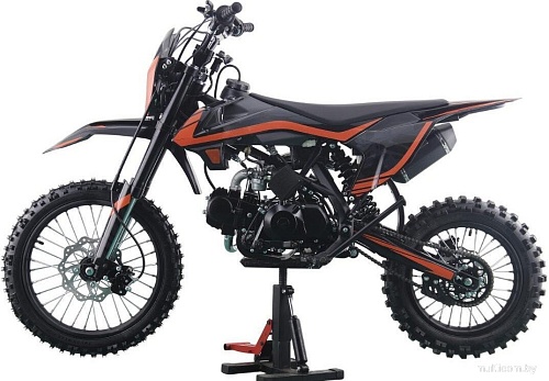 Мотоцикл AVM Blaze 125E (оранжевый)