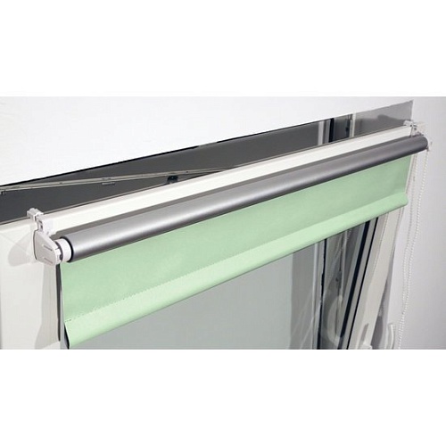 Рулонные шторы Brabix Блэкаут 70x175 (светло-зеленый/серебристый)