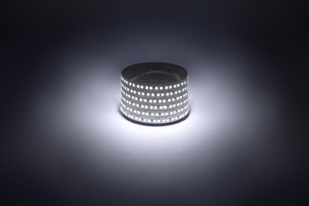 Светодиодная лента ЭРА LS2835 -14,4-180-12-6500K-IP20-1 year-5m холодный белый Б0059905