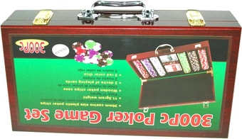 Настольная игра Zez Набор для покера в чемодане 300 фишек с номиналом 6643-B1