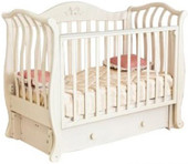 Детская кроватка Красная звезда Юлиана C757