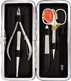 Набор для маникюра и педикюра Mertz A7001RF