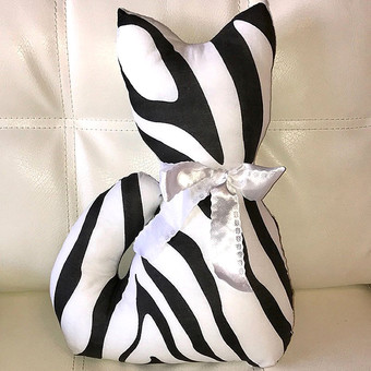 Декоративная подушка Nadzejka Кошка P.KH