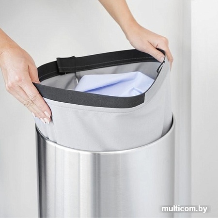 Бак Brabantia 103469 (стальной матовый, крышка темно-серая пластиковая)