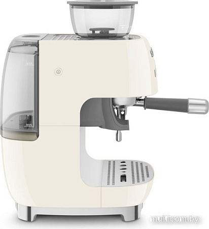 Рожковая помповая кофеварка Smeg EGF03CREU