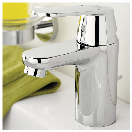 Однорычажный смеситель Grohe Eurosmart 32824