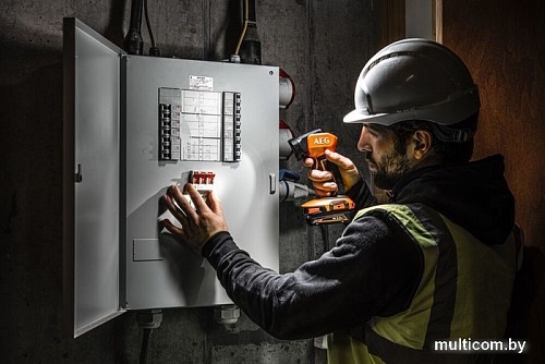 Фонарь AEG Powertools BFL18-0 (без АКБ)