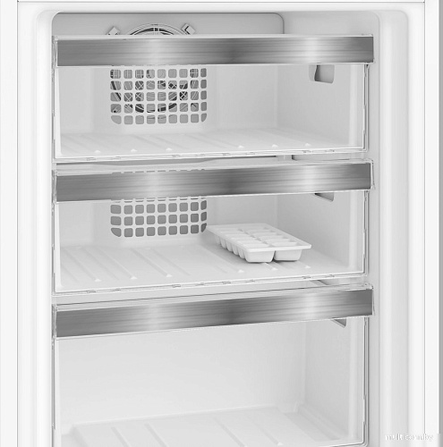 Холодильник Hotpoint HBH 20