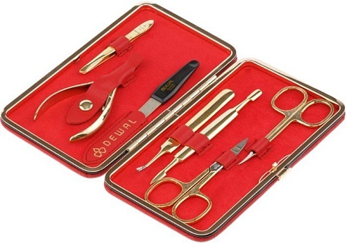 Набор для маникюра и педикюра Dewal 905RED (красный)