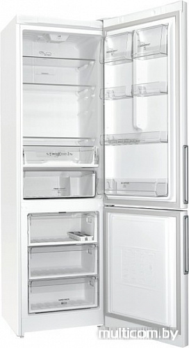 Холодильник Hotpoint-Ariston HFP 5200 W
