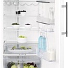 Холодильник Electrolux ERF4162AOW