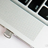 USB Flash Transcend JetFlash 710 White 32GB (TS32GJF710S)