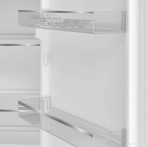 Холодильник Hotpoint HBH 18