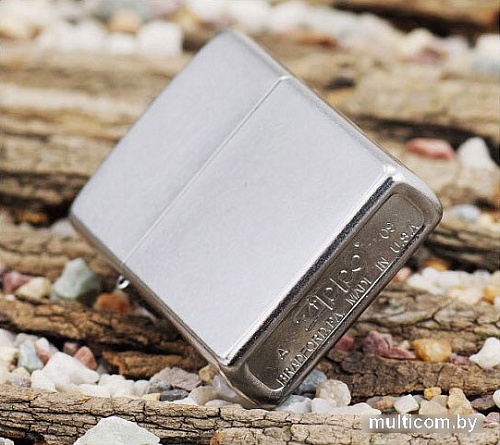 Зажигалка Zippo Classic 207 Street Chrome