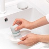 Щетка с дозатором Brabantia 302640 (светло-серый)