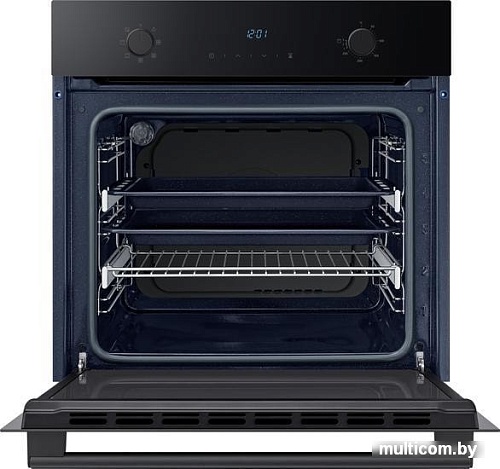 Электрический духовой шкаф Samsung NV68A1145CK