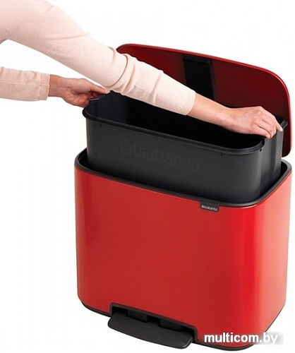 Brabantia Bo Pedal Bin 36 л (красный)