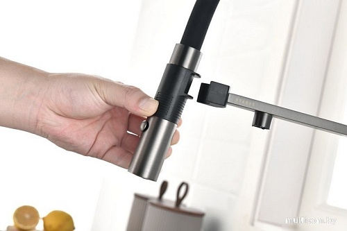 Смеситель Paulmark Gravity Gr213888-GM (черный/вороненая сталь)