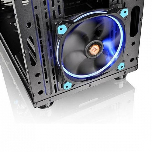 Корпус Thermaltake Core X31 Tempered Glass Edition [CA-1E9-00M1WN-03]