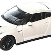 Bburago Nissan GT-R 18-21082 (белый)