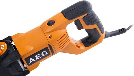 Сабельная пила AEG US 900 XE