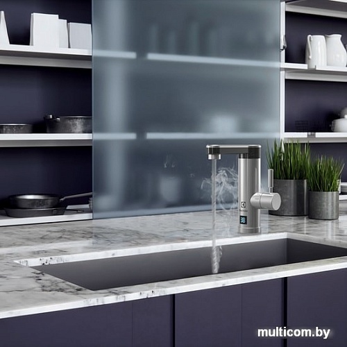 Водонагреватель Electrolux Taptronic S