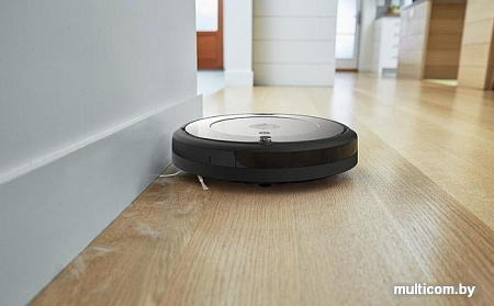 Робот-пылесос iRobot Roomba 698