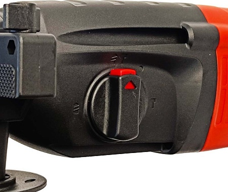 Перфоратор DCK KZC05-26B (кейс)