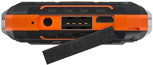 Кнопочный телефон Maxvi T101 (оранжевый)