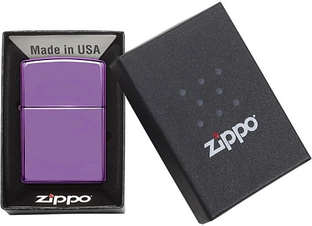 Зажигалка Zippo Classic High Polish Purple 24747-000003