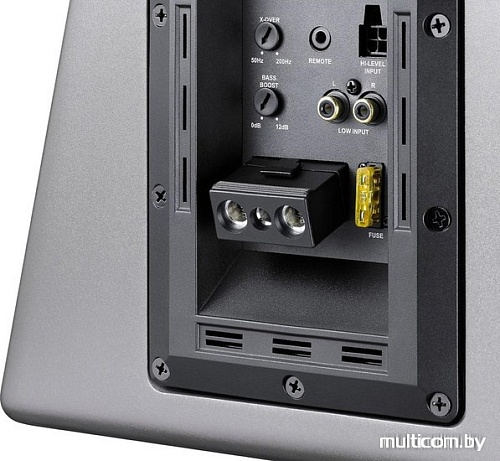 Корпусной активный сабвуфер Blaupunkt XLb 300 A