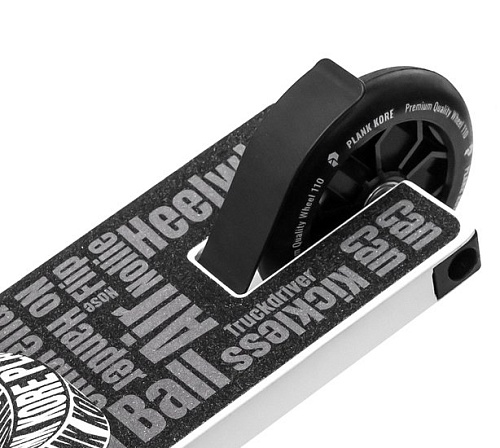 Самокат Plank Kore (черно-белый)