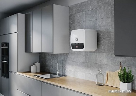 Накопительный электрический водонагреватель над мойкой Ariston ANDRIS2 R 15 O