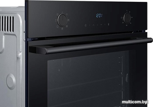 Электрический духовой шкаф Samsung NV68A1145CK