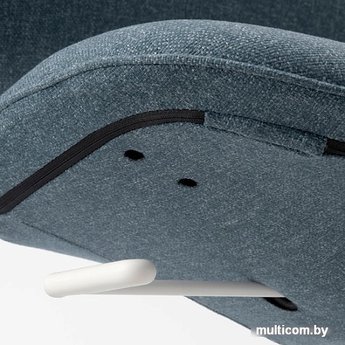 Кресло Ikea Лонгфьелль 093.862.10 (гуннаред синий/белый)