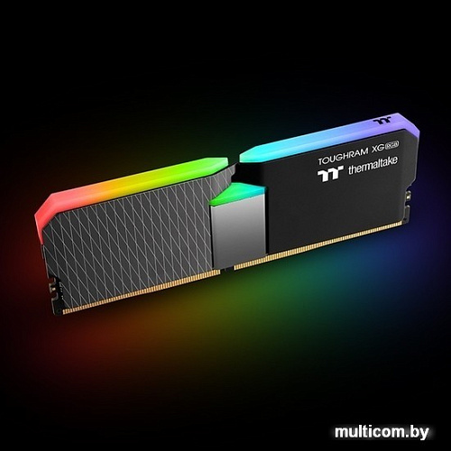 Оперативная память Thermaltake ToughRam XG RGB 2x8ГБ DDR4 4000 МГц R016D408GX2-4000C19A