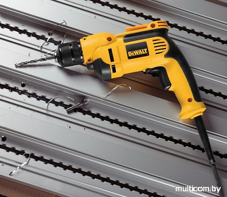 Безударная дрель DeWalt DWD112S