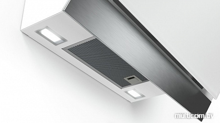 Кухонная вытяжка Bosch DWK67HM20