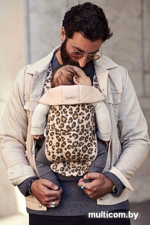 Рюкзак-переноска BabyBjorn Mini Cotton (beige/leopard)
