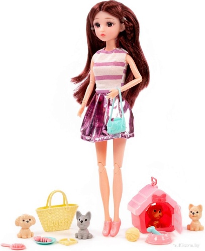 Кукла-питомец Полесье Ксюша в парке 02727