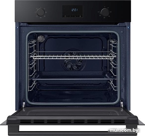 Электрический духовой шкаф Samsung NV68A1110BB
