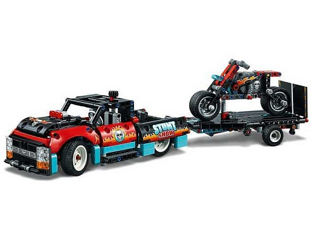 Конструктор LEGO Technic 42106 Шоу трюков на грузовиках и мотоциклах