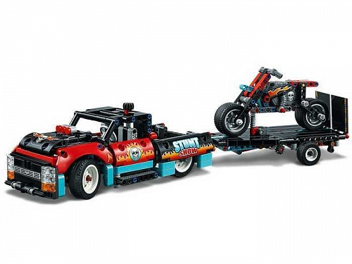 Конструктор LEGO Technic 42106 Шоу трюков на грузовиках и мотоциклах