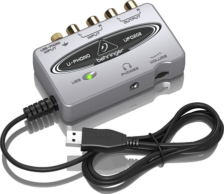 Аудиоинтерфейс Behringer UFO202